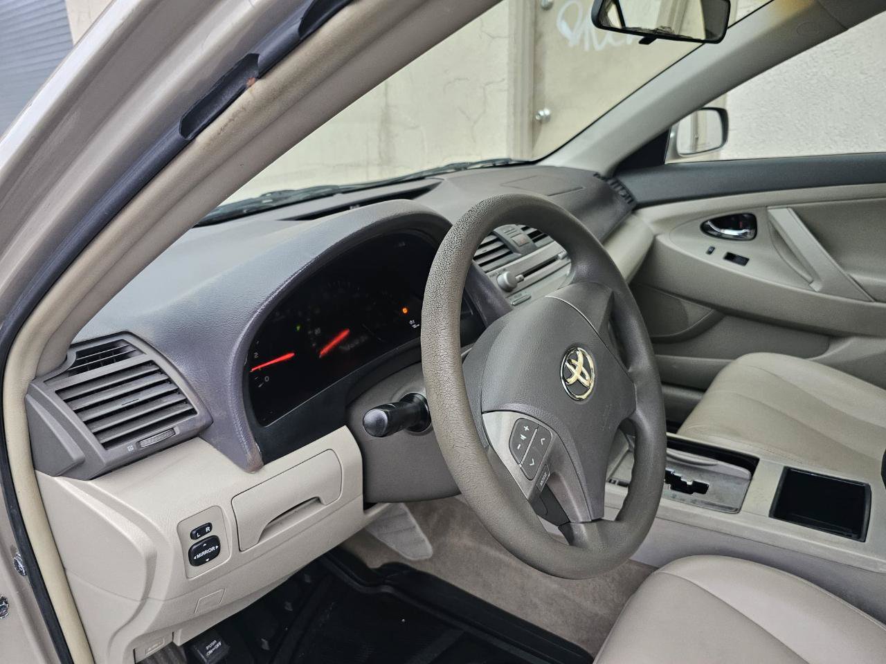 Used 2007 Toyota Camry LE FWD image 24