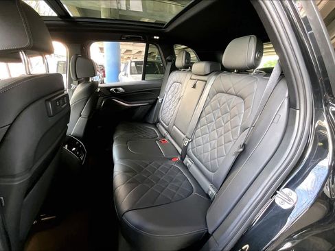 Used 2023 BMW X5 xDrive40i w/ M Sport Package image 19