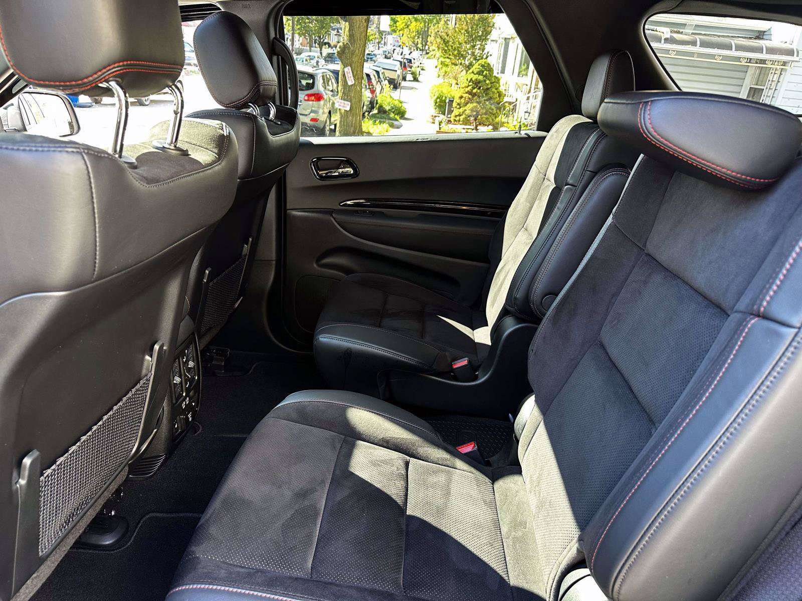 Used 2025 Dodge Durango GT AWD/4WD image 16