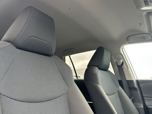 Certified 2024 Toyota RAV4 LE image 21