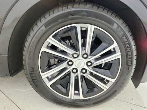 Used 2025 Cadillac Lyriq Luxury AWD/4WD image 78