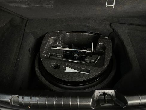 Used 2015 Maserati Ghibli image 28