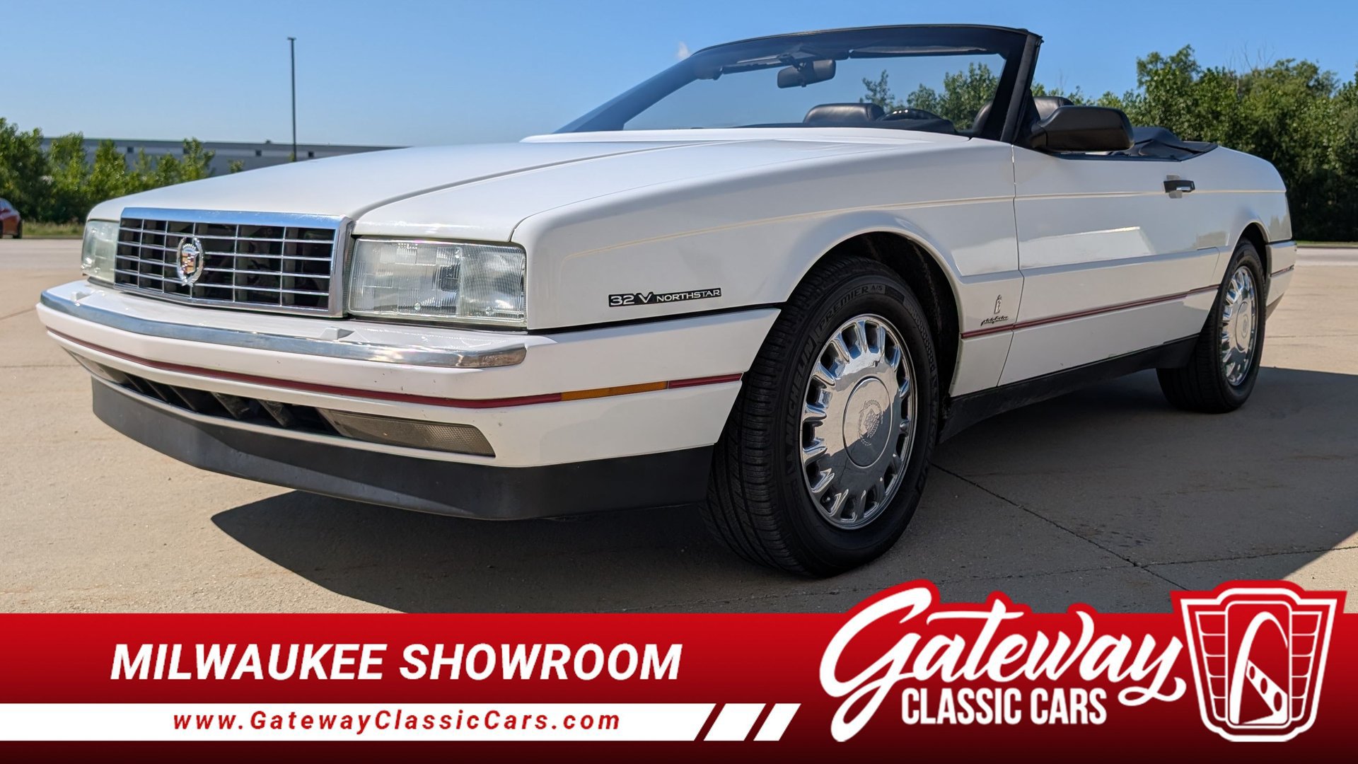 Used 1993 Cadillac Allante FWD image 1