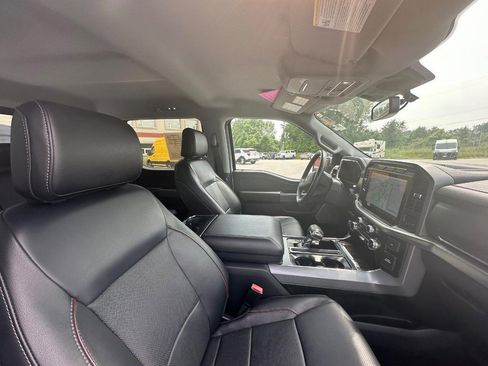 Used 2023 Ford F150 Lariat image 13