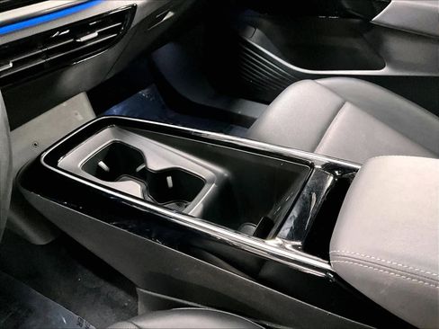 Used 2023 Volkswagen ID.4 Pro S image 19