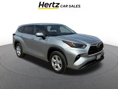 Used 2025 Toyota Highlander LE