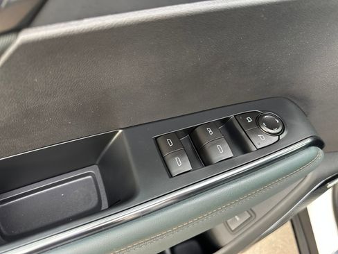 New 2026 GMC Acadia AT4 image 11