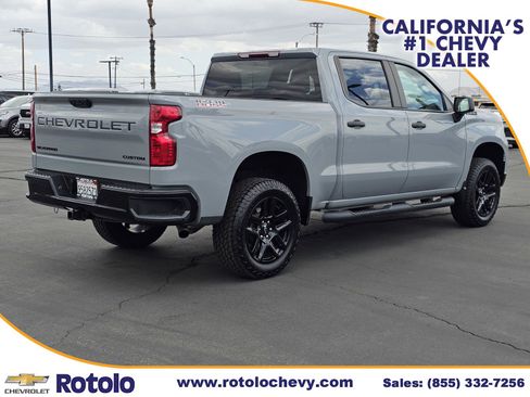 Used 2024 Chevrolet Silverado 1500 Custom Trail Boss w/ Turbomax Blackout Package AWD/4WD image 7