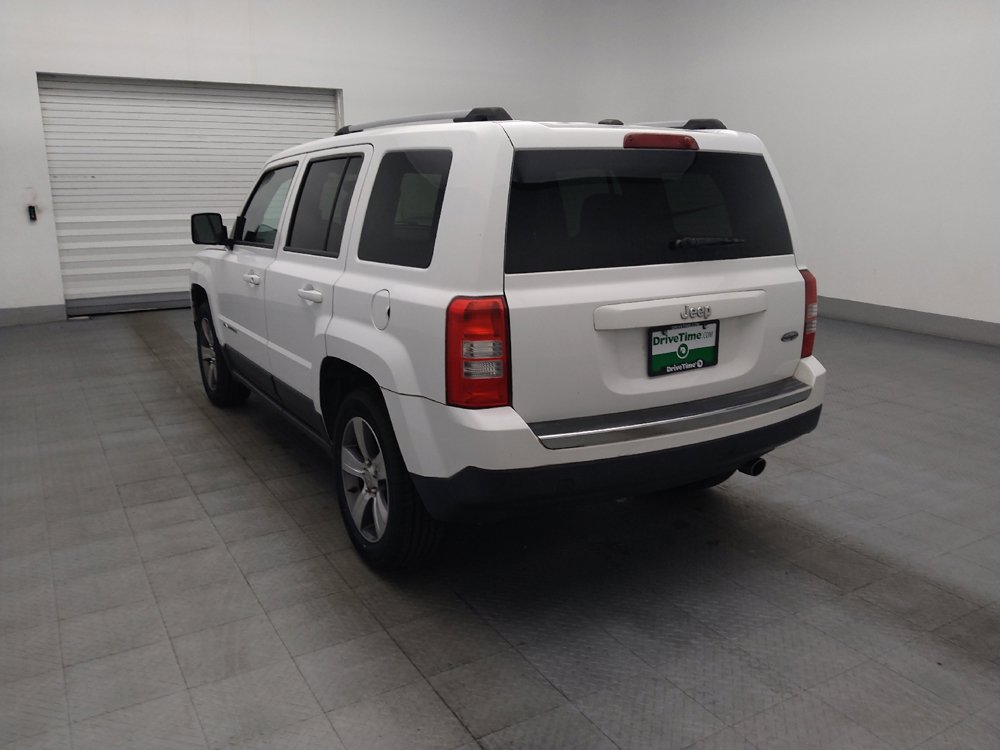 Used 2017 Jeep Patriot High Altitude FWD image 5