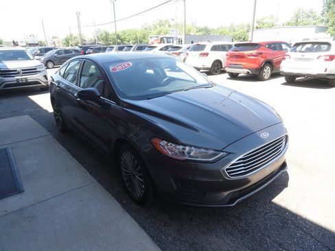 Used 2019 Ford Fusion SE AWD/4WD image 6
