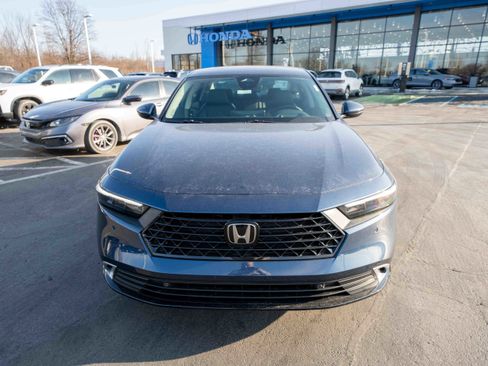 New 2026 Honda Accord Touring image 2