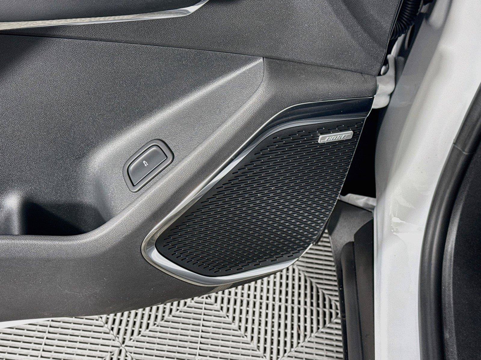 New 2027 GMC Acadia Elevation w/ LPO, Floor Liner Package AWD/4WD image 13