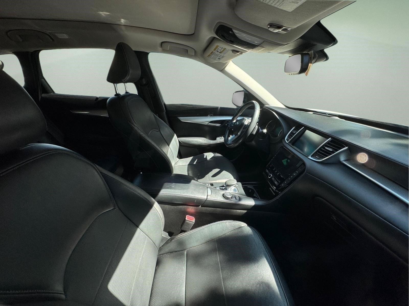 Used 2021 INFINITI QX50 Sensory w/ Accent Package FWD image 10