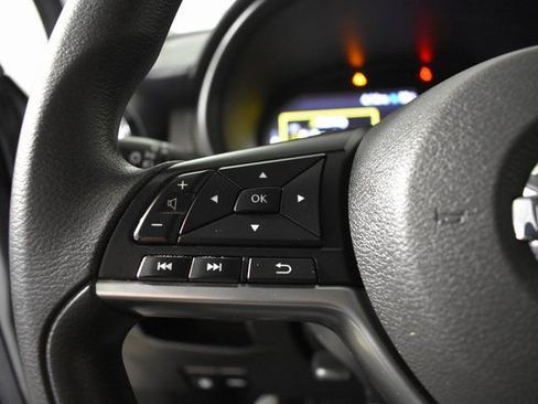 Used 2021 Nissan Kicks SV image 14