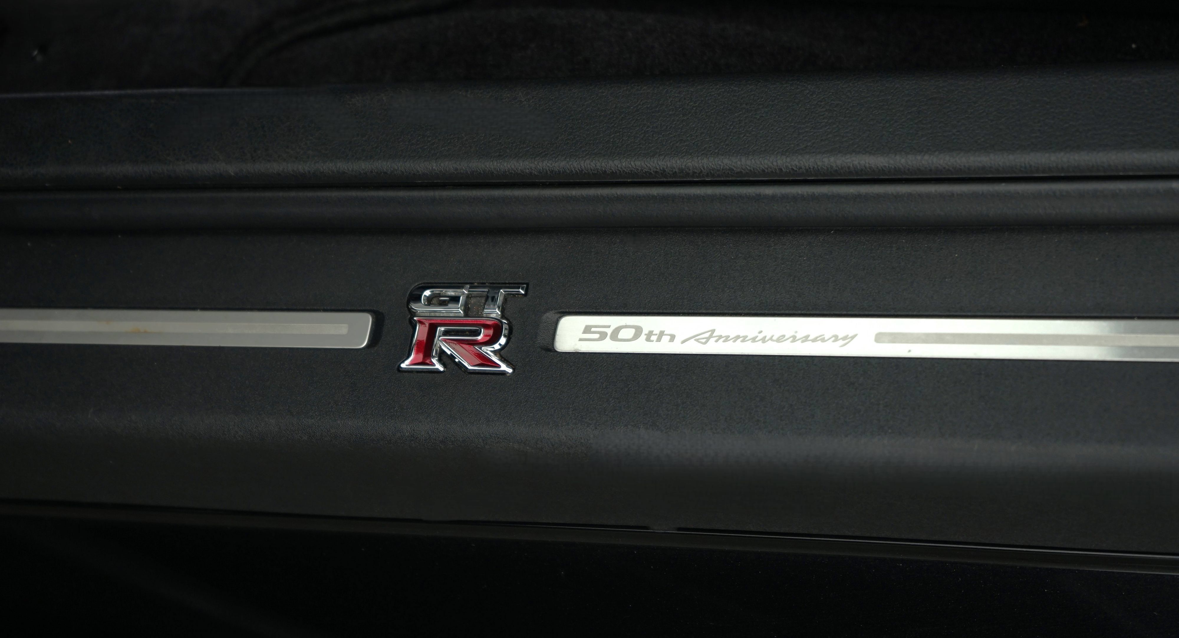 Used 2020 Nissan GT-R Premium AWD/4WD image 16