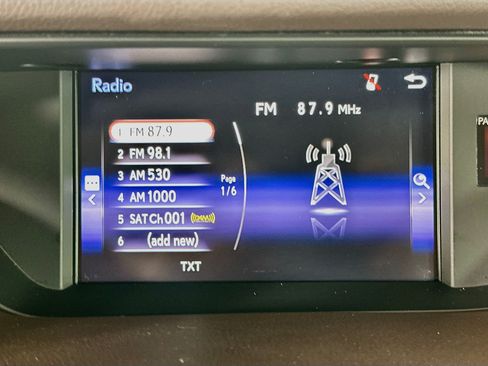 Used 2017 Lexus ES 350 w/ Premium Package FWD image 19