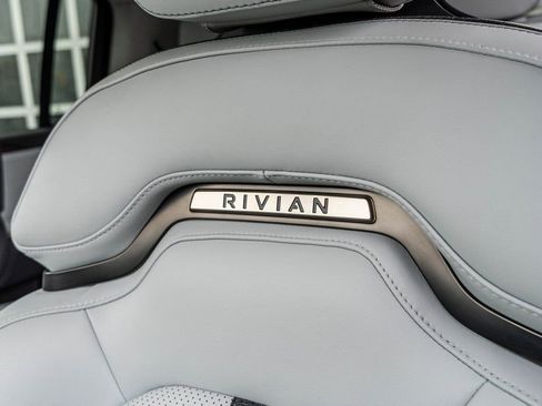 Used 2024 Rivian R1S Adventure image 8