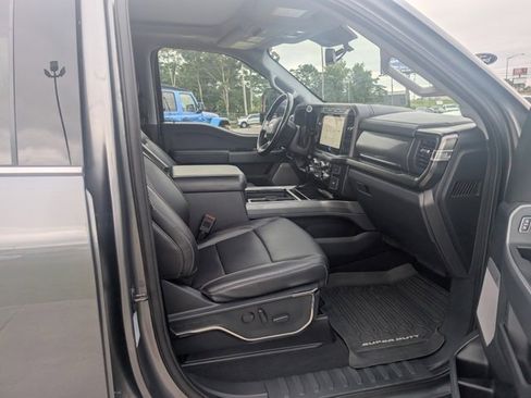 Used 2023 Ford F350 Lariat w/ Lariat Ultimate Package image 17