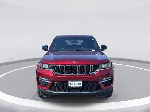 Used 2024 Jeep Grand Cherokee Limited image 2