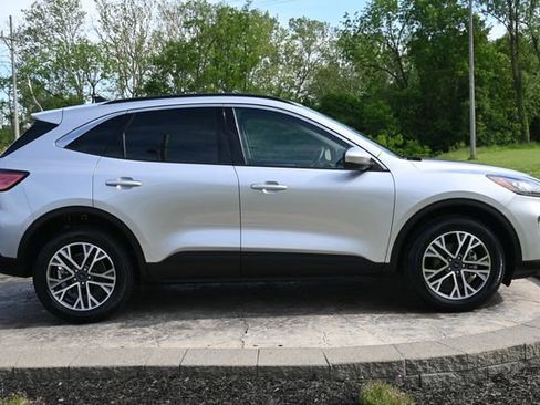 Used 2020 Ford Escape SEL AWD/4WD image 4