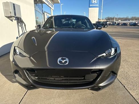 Used 2025 MAZDA MX-5 Miata RF Grand Touring image 8