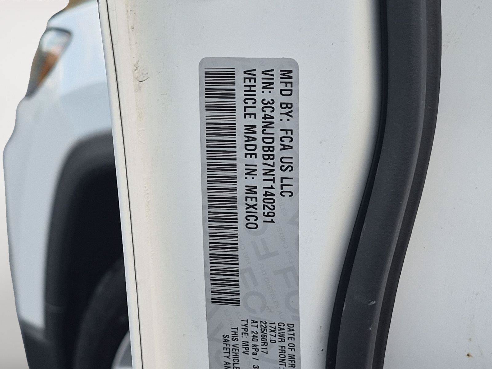 Used 2022 Jeep Compass Latitude AWD/4WD image 10