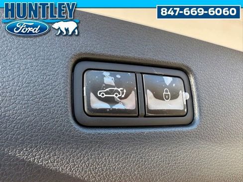 Used 2024 Genesis Electrified GV70 Advanced image 11