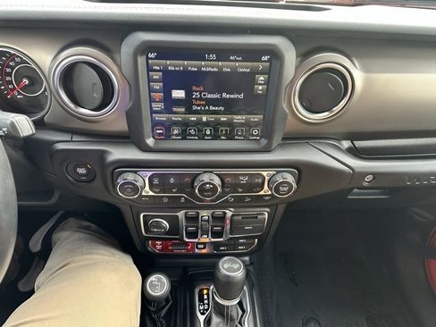 Used 2020 Jeep Wrangler Unlimited Rubicon w/ Dual Top Group image 7