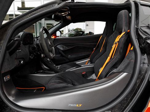 Used 2021 McLaren 765LT RWD image 55