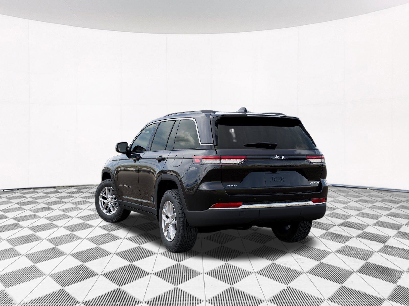 New 2026 Jeep Grand Cherokee Laredo X AWD/4WD image 6