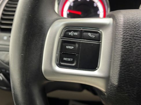 Used 2014 RAM C/V Tradesman w/ UConnect Hands-Free Group FWD image 5