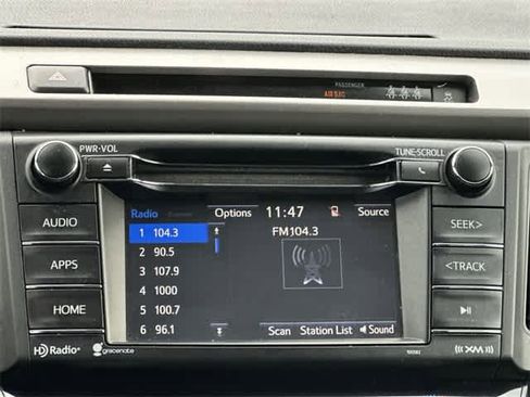 Used 2017 Toyota RAV4 XLE image 10