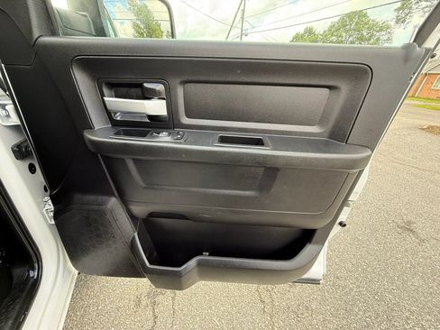 Used 2019 RAM 2500 Tradesman RWD image 30
