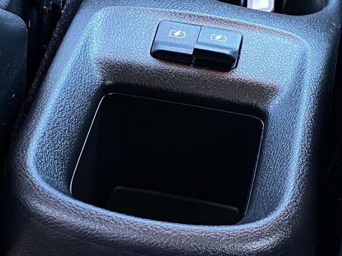 Certified 2020 Nissan Kicks SV FWD image 15