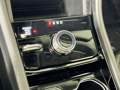 Used 2023 Jeep Grand Cherokee Limited image 17