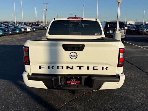 New 2026 Nissan Frontier SV image 5