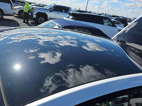 Used 2023 Tesla Model Y Long Range image 18