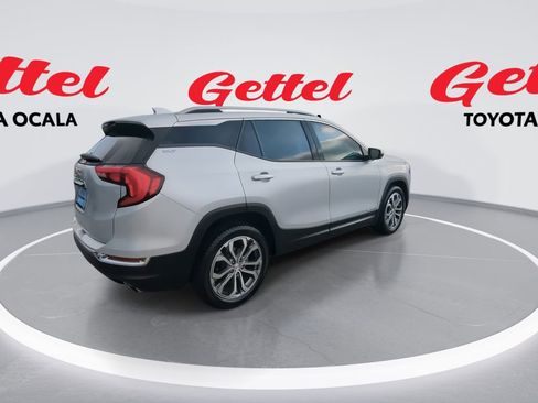 Used 2020 GMC Terrain SLT w/ Preferred Package image 8