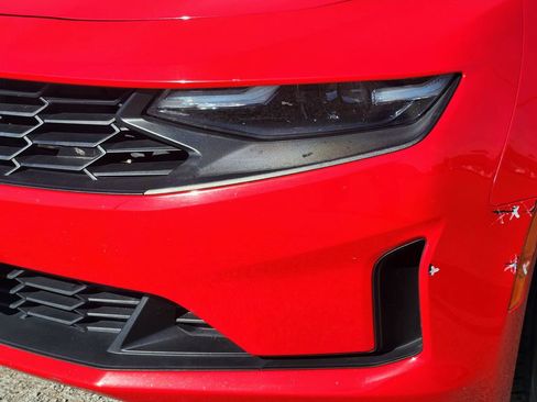 Used 2023 Chevrolet Camaro LT image 9