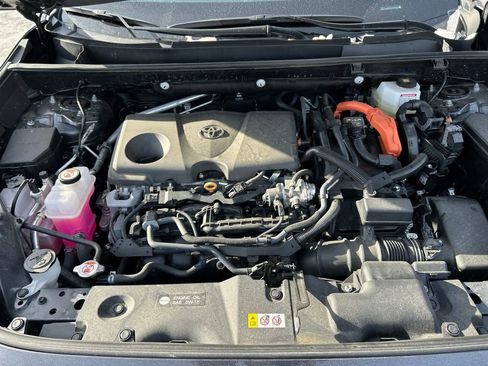 Certified 2025 Toyota RAV4 XLE image 22