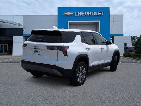 New 2026 Chevrolet Equinox LT w/ Convenience Package II FWD image 6