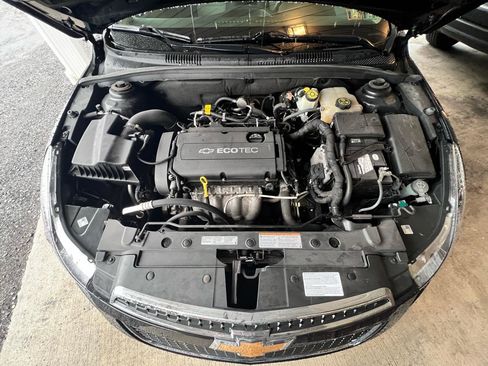 Used 2012 Chevrolet Cruze LS w/ Connectivity Package image 27
