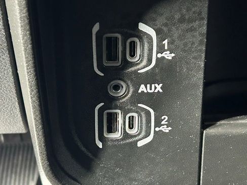 Used 2024 RAM 2500 Big Horn w/ Night Edition image 20