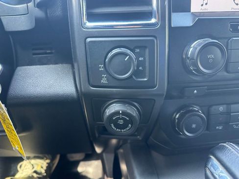 Used 2016 Ford F150 XLT w/ Equipment Group 302A Luxury AWD/4WD image 39