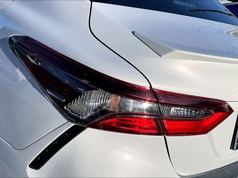 Used 2024 Toyota Camry SE image 26