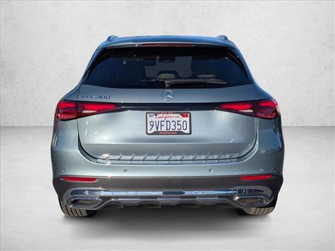 Certified 2026 Mercedes-Benz GLC 300 image 7