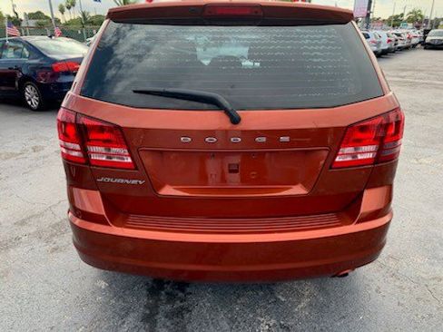 Used 2014 Dodge Journey American Value Package w/ Flexible Seating Group image 4