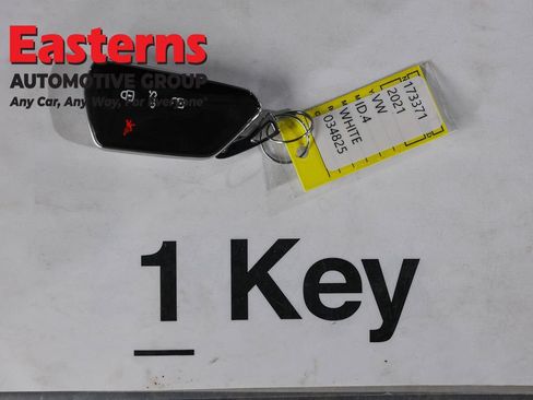 Used 2021 Volkswagen ID.4 Pro RWD image 25