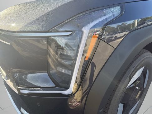 New 2026 Kia EV9 Wind image 6