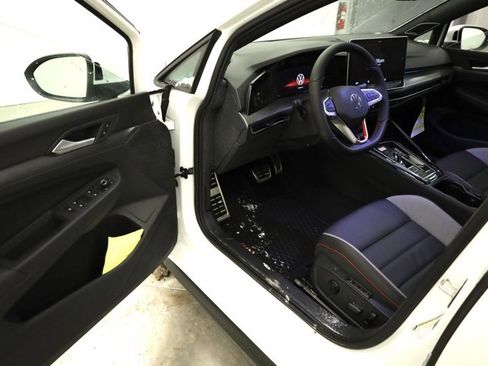 New 2026 Volkswagen GTI SE image 9